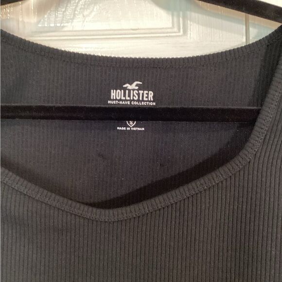 Hollister - Black Ribbed Crop Top - Sz Small - Picture 4 of 5